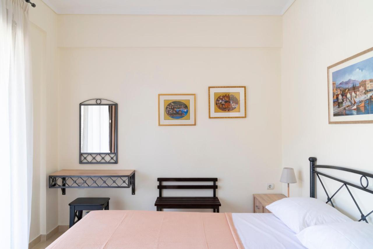 Alexandros Maisonette Nea Moudania Exterior foto