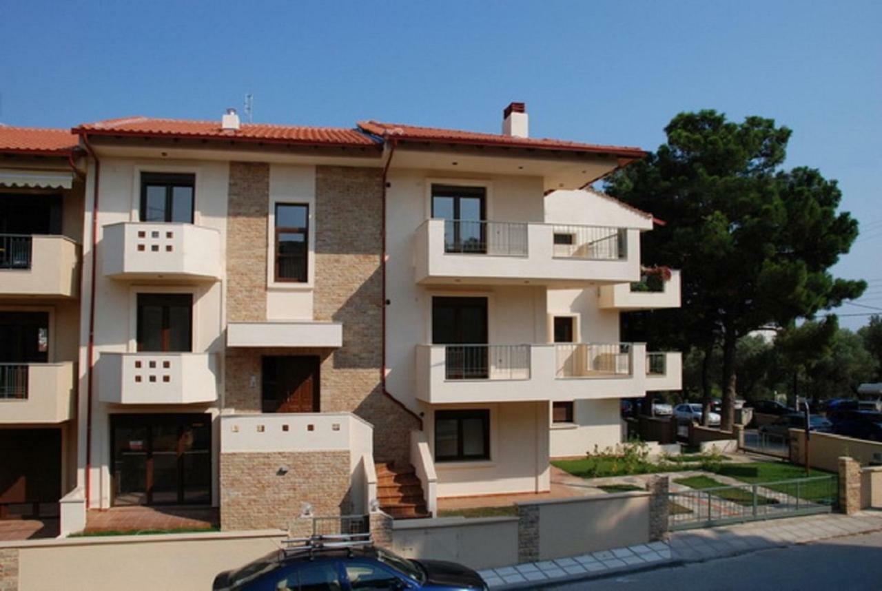 Alexandros Maisonette Nea Moudania Exterior foto